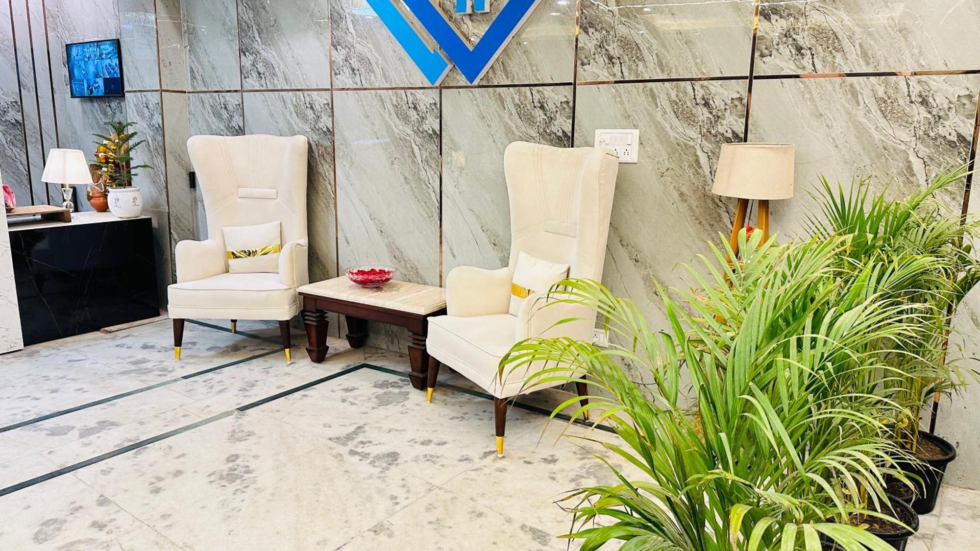 Hotel Vvs Near Delhi Airport نيودلهي المظهر الخارجي الصورة