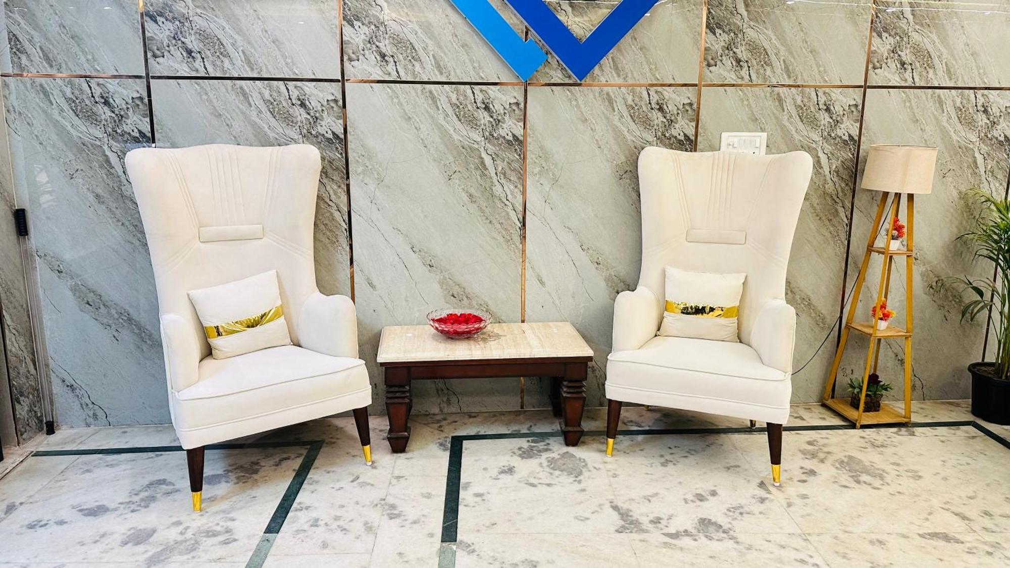 Hotel Vvs Near Delhi Airport نيودلهي المظهر الخارجي الصورة